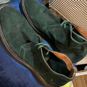 Brand New (no box or tag) Paul Lt Chukka Pine Oiled Suede | Frye Boots